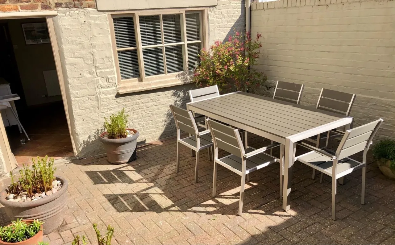 Longwestgate, Scarborough, YO11, photo 19