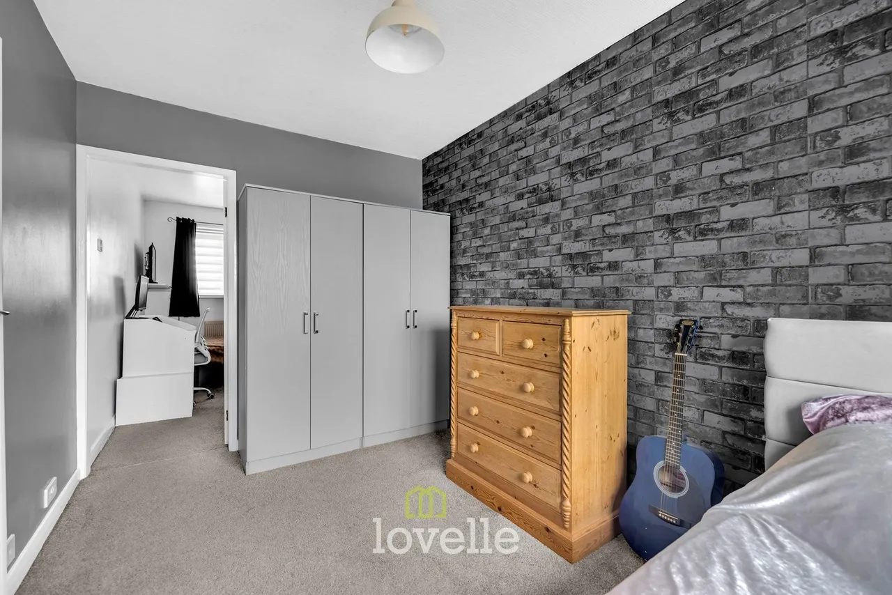 Charles Avenue, New Waltham, DN36, photo 24