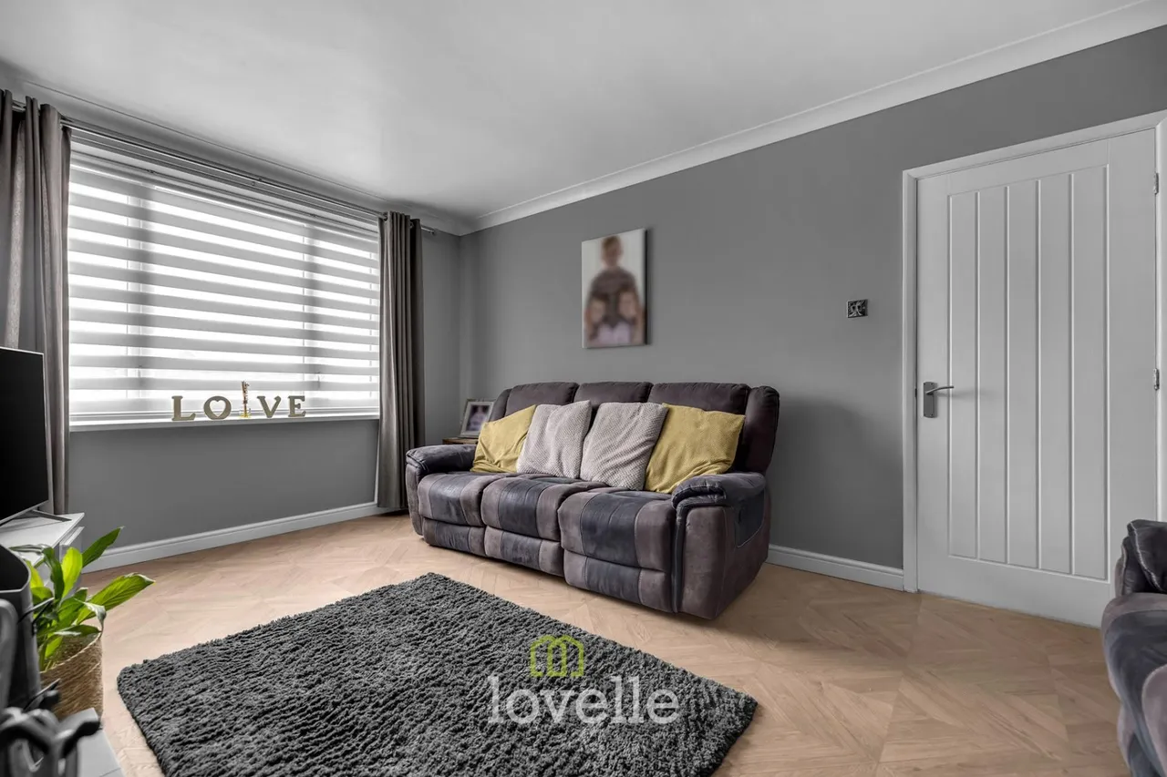 Charles Avenue, New Waltham, DN36, photo 8