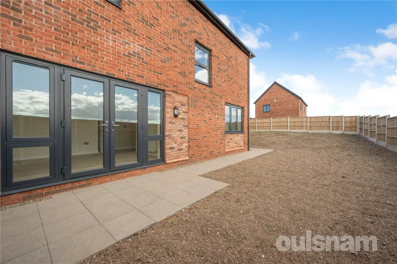 Lowans Court, Redditch, B97, photo 18