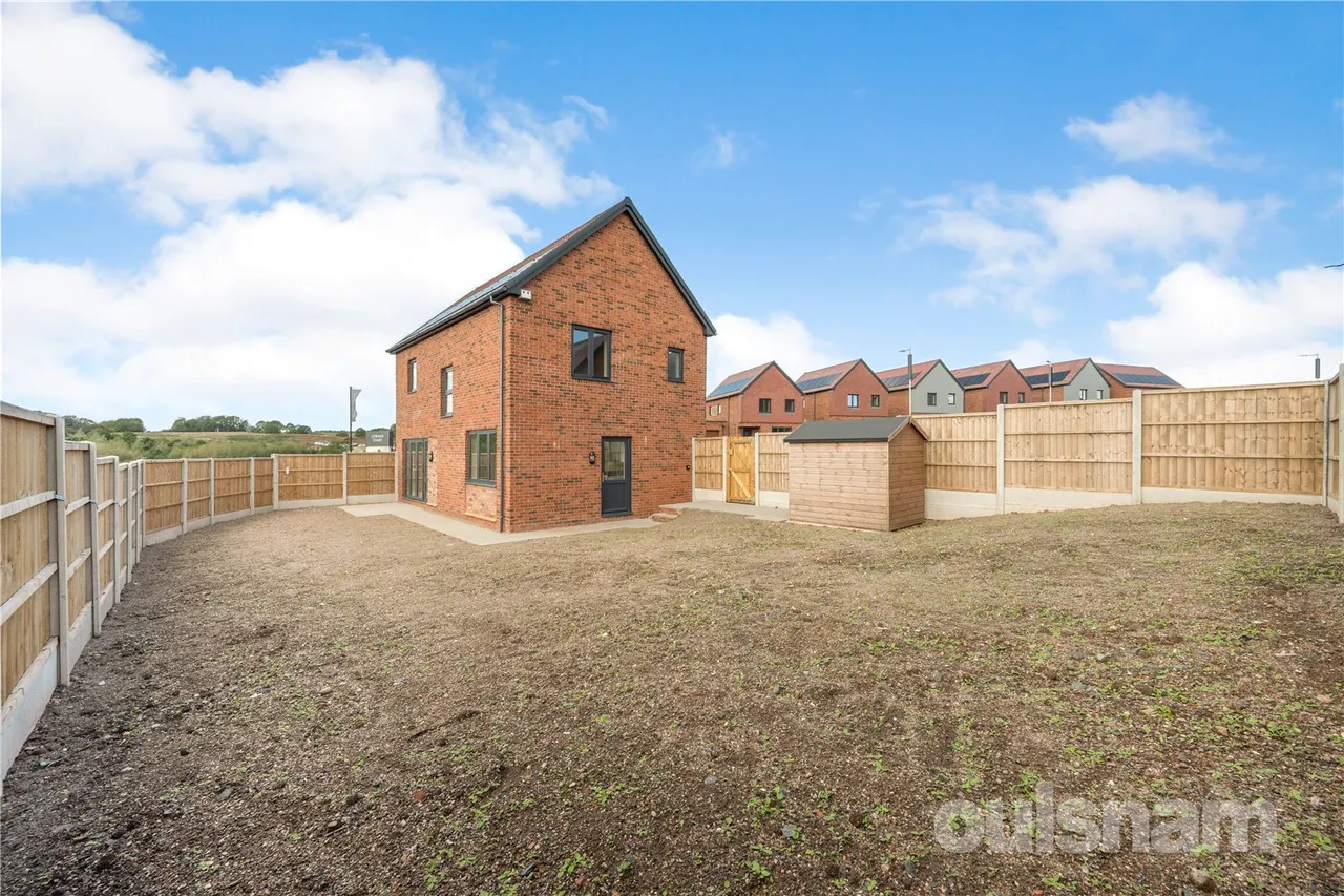Lowans Court, Redditch, B97, photo 16
