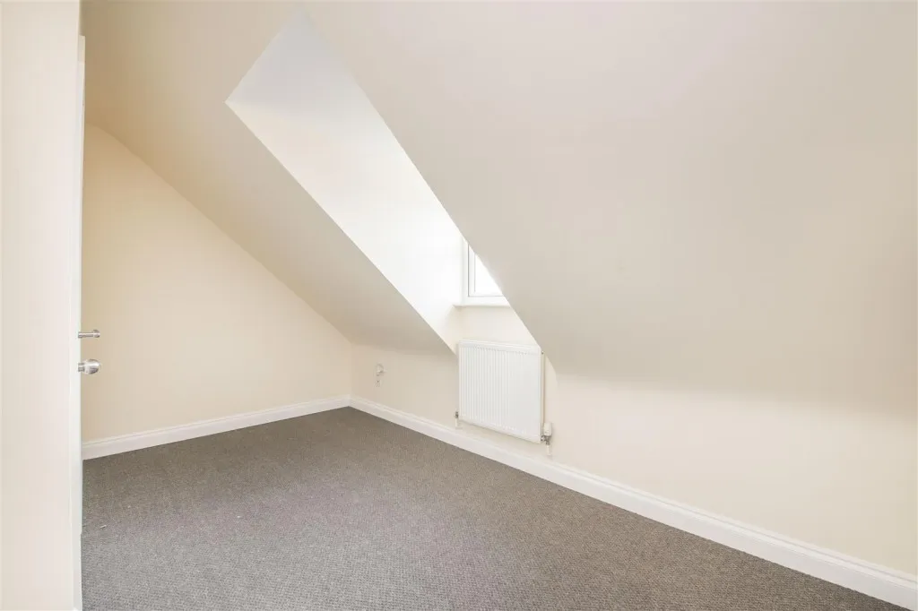 Russell Street, Kettering, photo 10