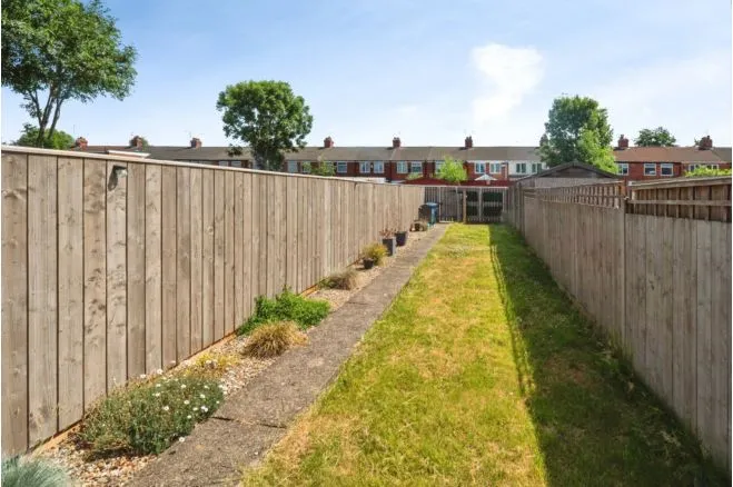 Meadowbank Road, Hull, HU3, photo 12