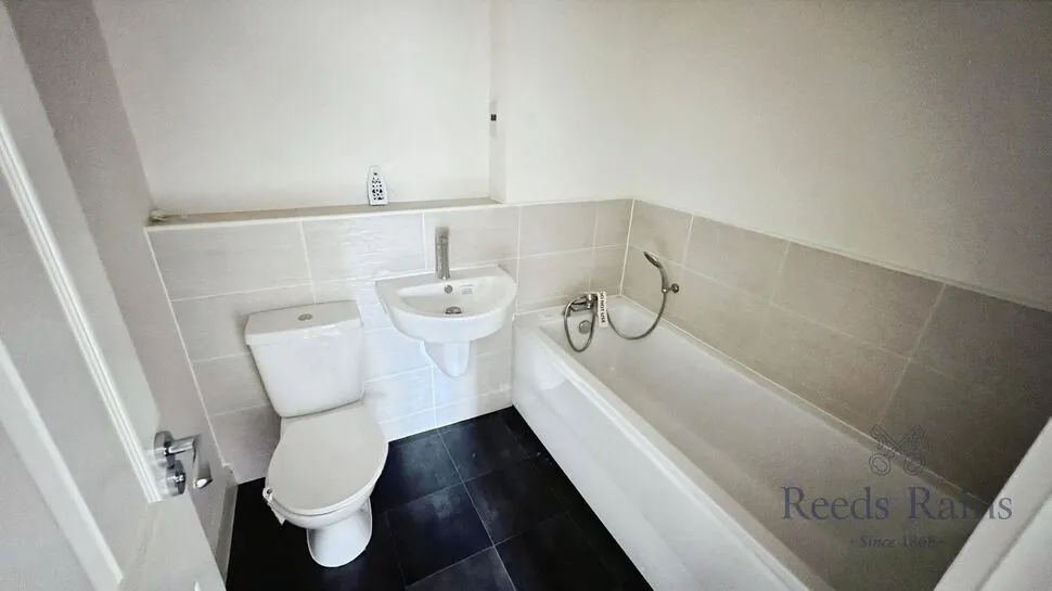 Fell Avenue, Newcastle, ST5, photo 10