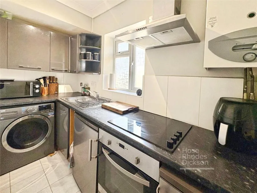 Partlands Avenue, Ryde, PO33, photo 4