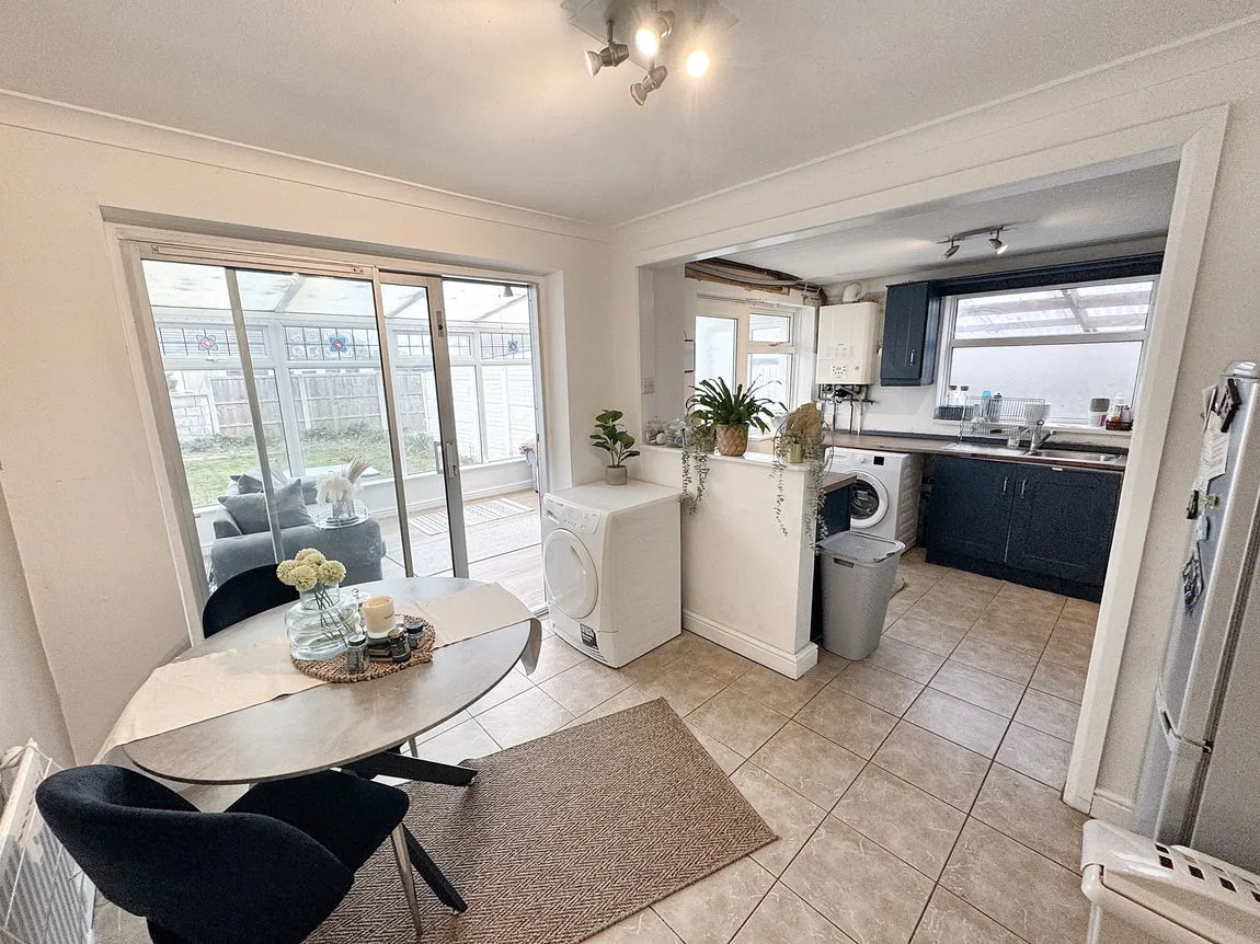 Gors Road, Towyn, Abergele, LL22 9NR, photo 4