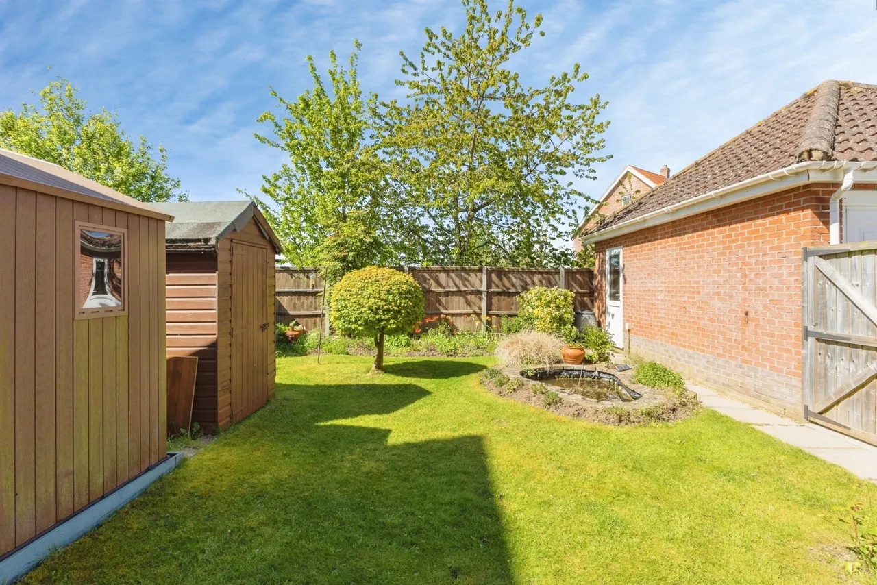 Whitebeam Crescent, Watton, Norfolk, IP25, photo 5