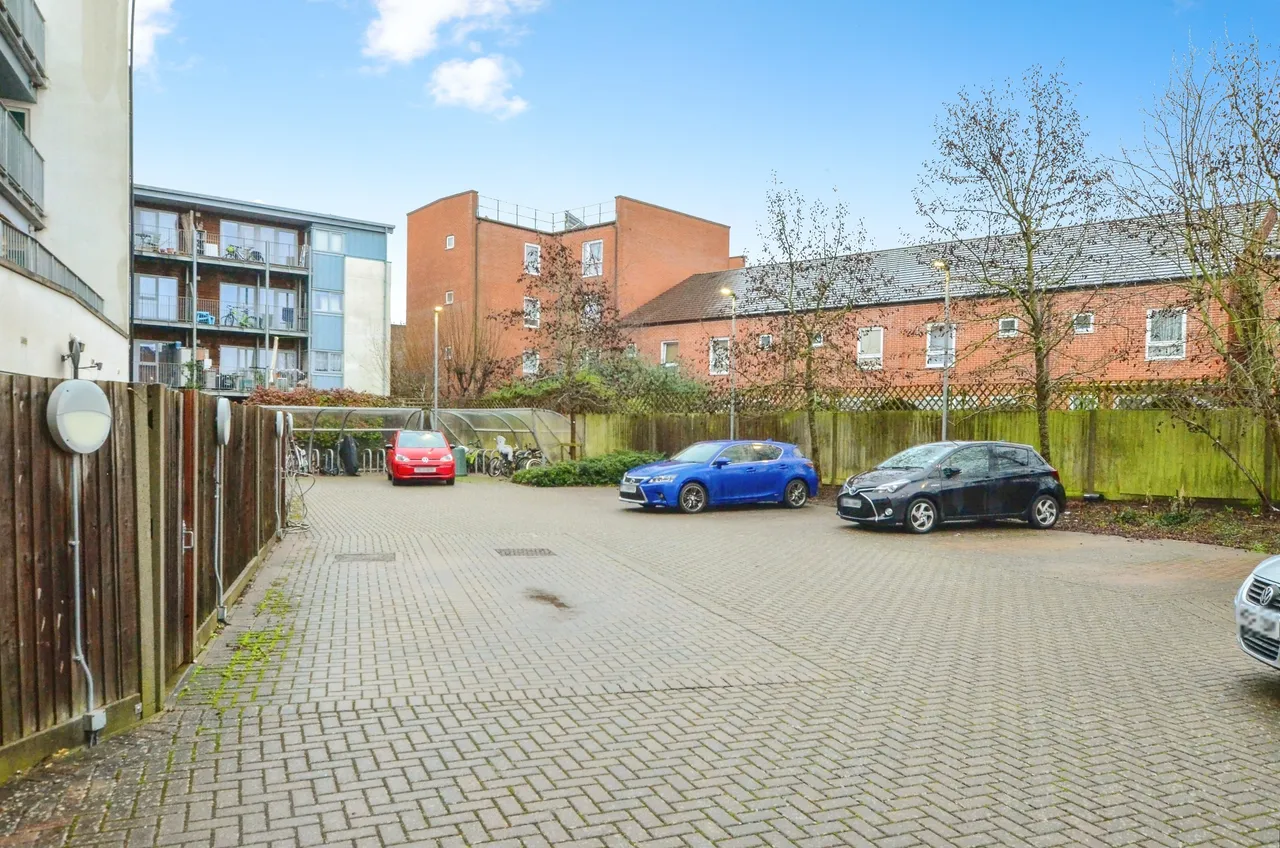Drinkwater Road, Harrow, HA2, photo 16