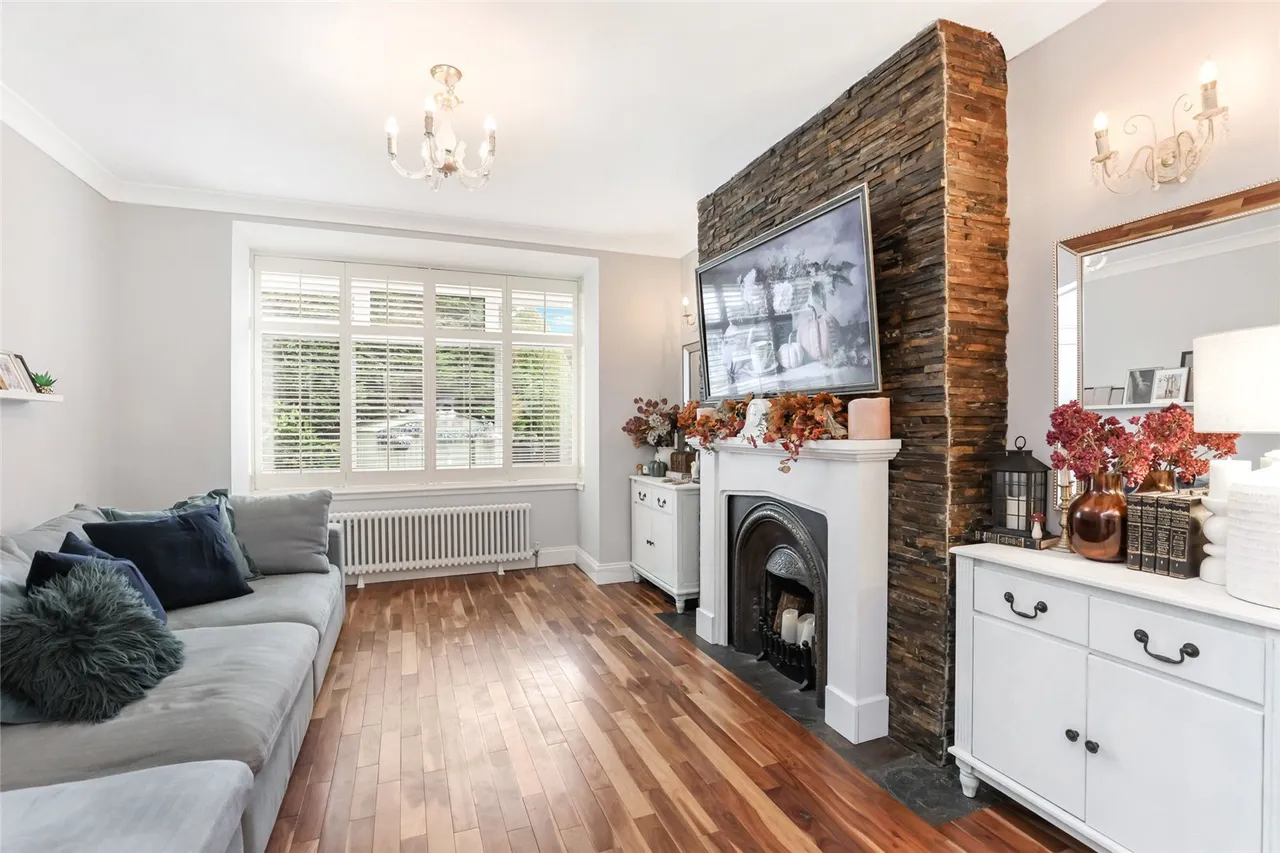 Crookston Road, Glasgow, G53, photo 3