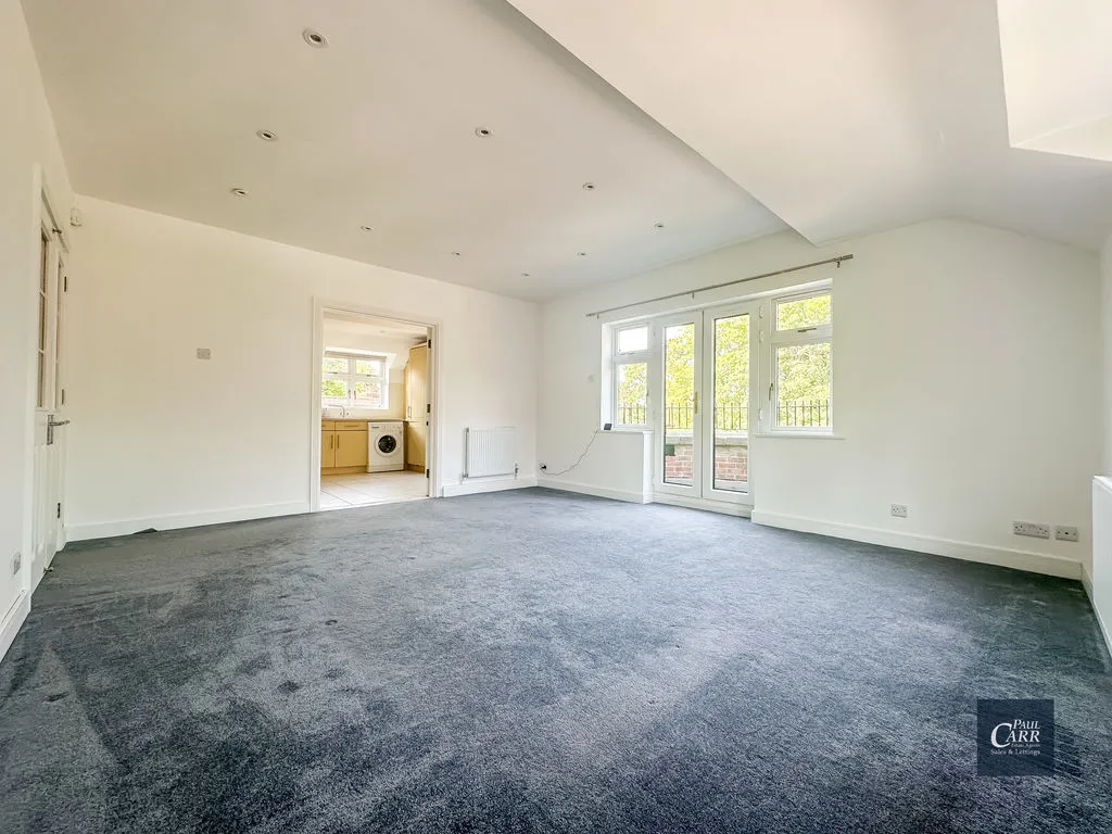 Thornhill Road, Streetly, B74, photo 4