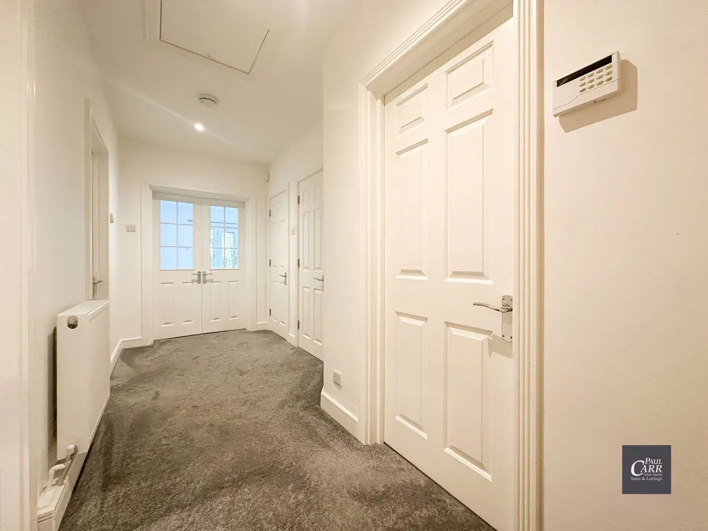 Thornhill Road, Streetly, B74, photo 3