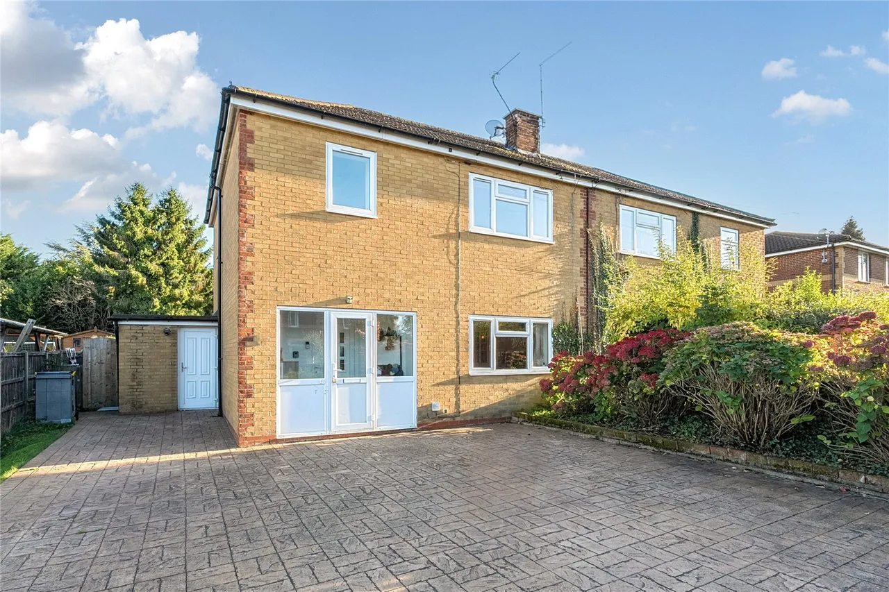 3 bed house for sale — Bullfinch Close, Sevenoaks, Kent, TN13 2BB