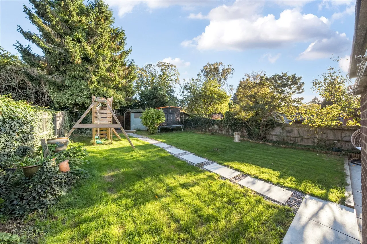 Bullfinch Close, Sevenoaks, Kent, TN13 2BB, photo 13