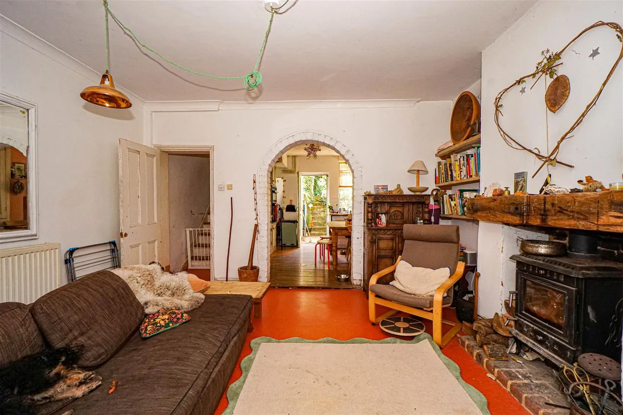 St. Marys Road, Hastings, photo 12