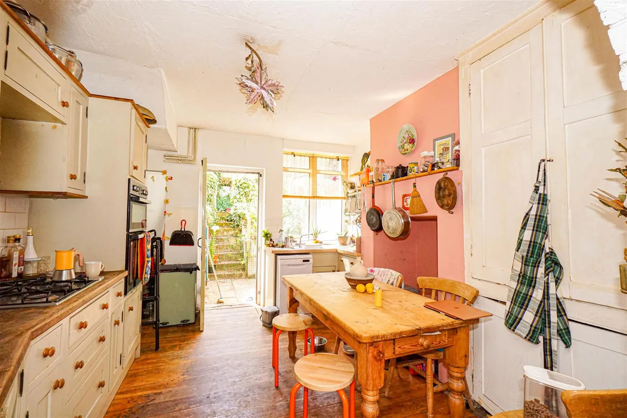 St. Marys Road, Hastings, photo 11
