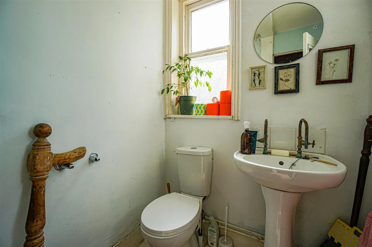 St. Marys Road, Hastings, photo 15
