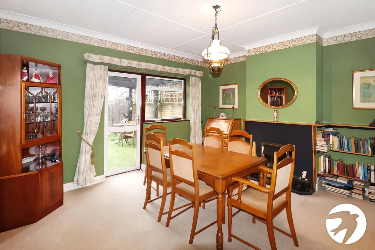 Woolwich Road, London, SE2, photo 4