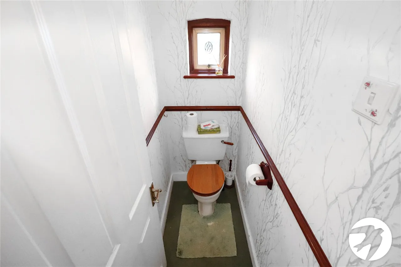 Woolwich Road, London, SE2, photo 14