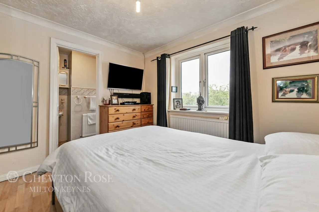 Hadrians Drive, Milton Keynes, photo 14