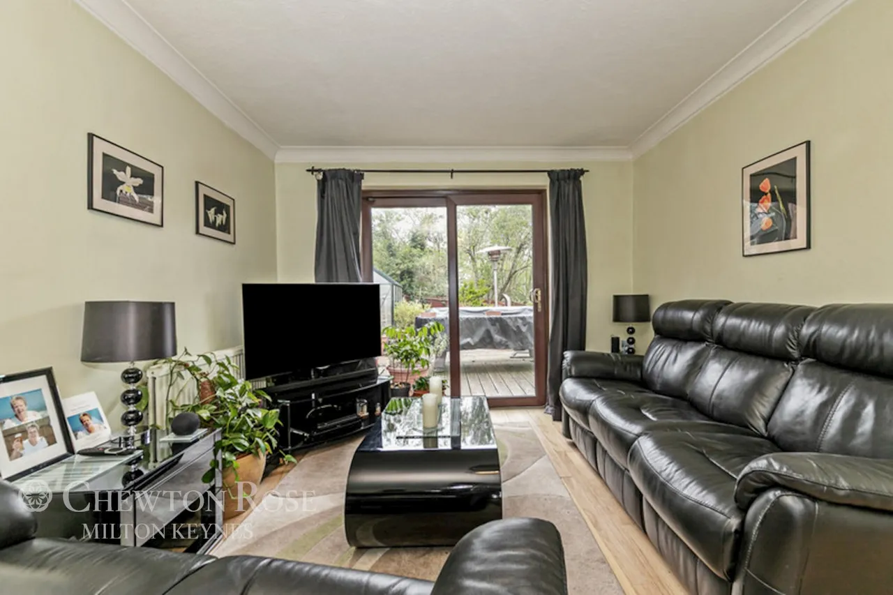 Hadrians Drive, Milton Keynes, photo 8