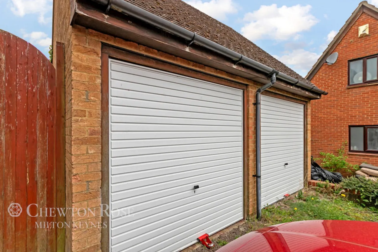 Hadrians Drive, Milton Keynes, photo 24
