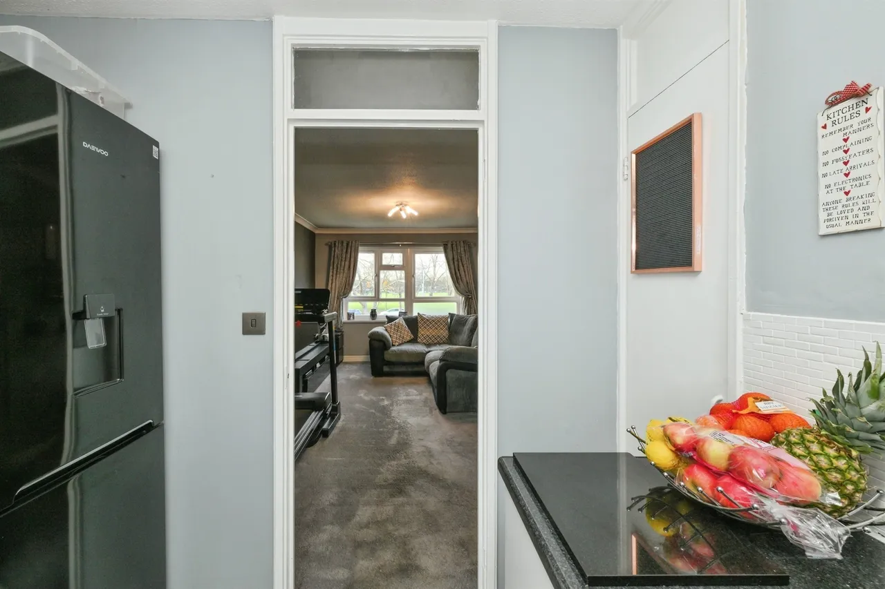Neal Court, Waltham Abbey, EN9, photo 5