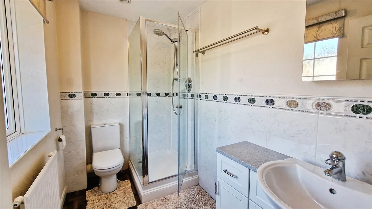 Wiggett Grove, Binfield, Bracknell, Berkshire, RG42 4DY, photo 15