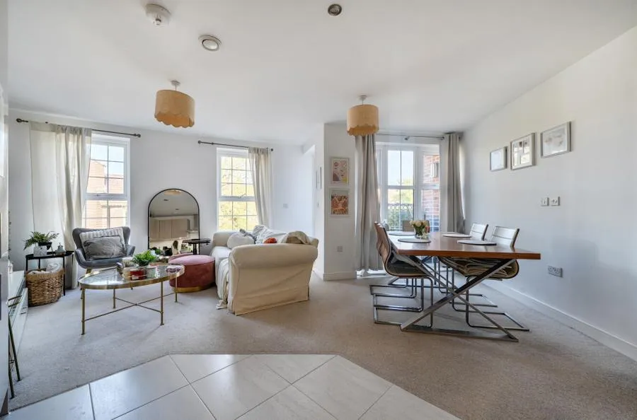 Peach Street, Wokingham, RG40, photo 5
