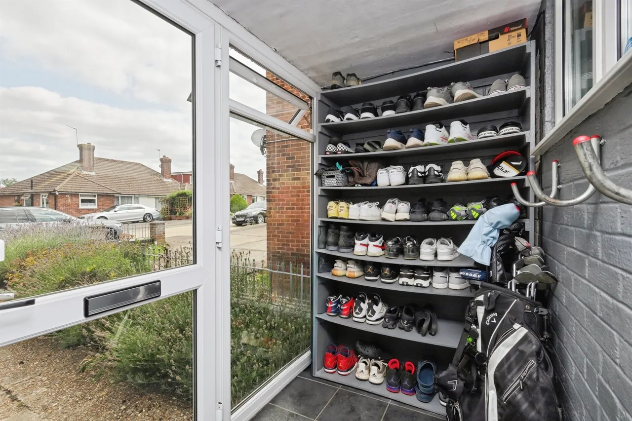 Battle Crescent, Hailsham, BN27, photo 18