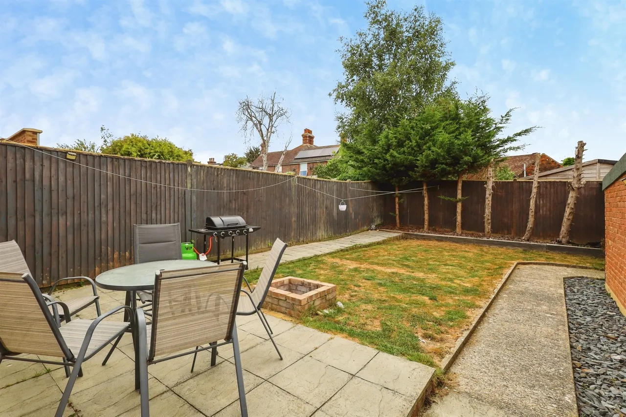 Battle Crescent, Hailsham, BN27, photo 14
