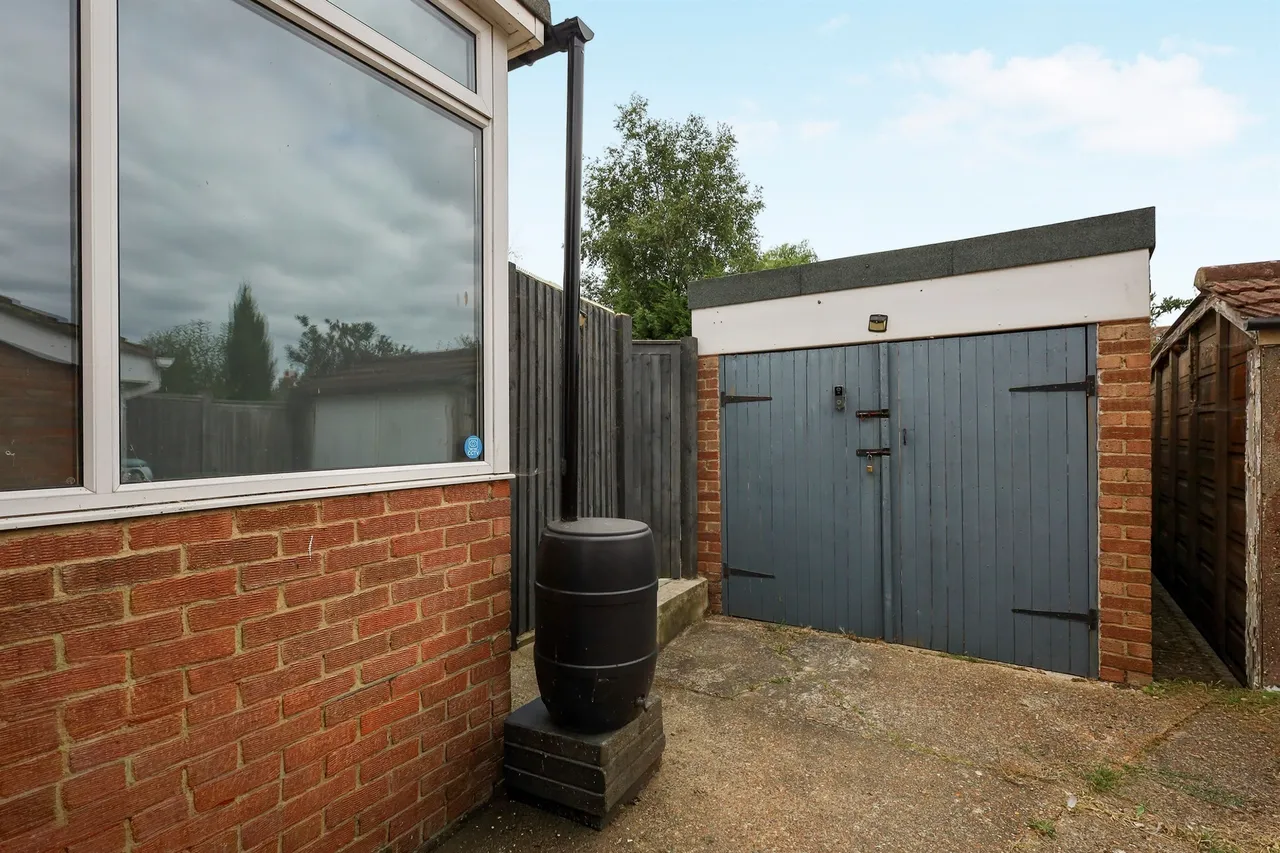 Battle Crescent, Hailsham, BN27, photo 17