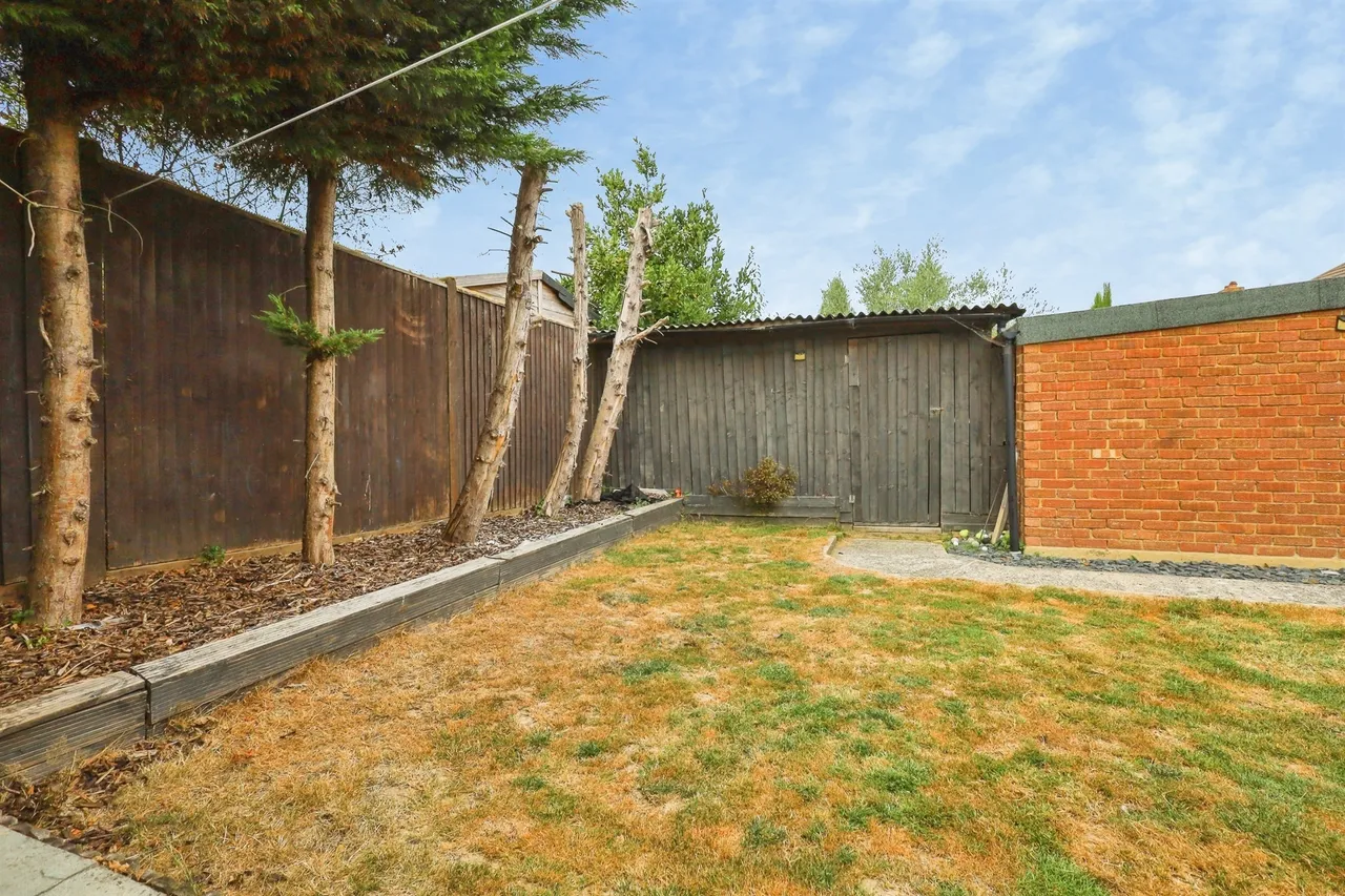 Battle Crescent, Hailsham, BN27, photo 16