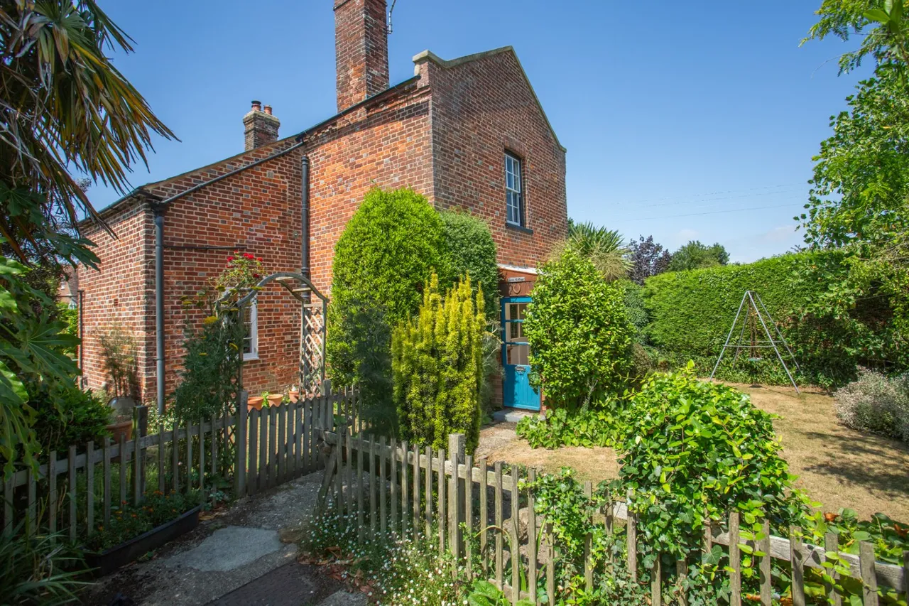 High Street, Littlebourne, CT3, photo 17