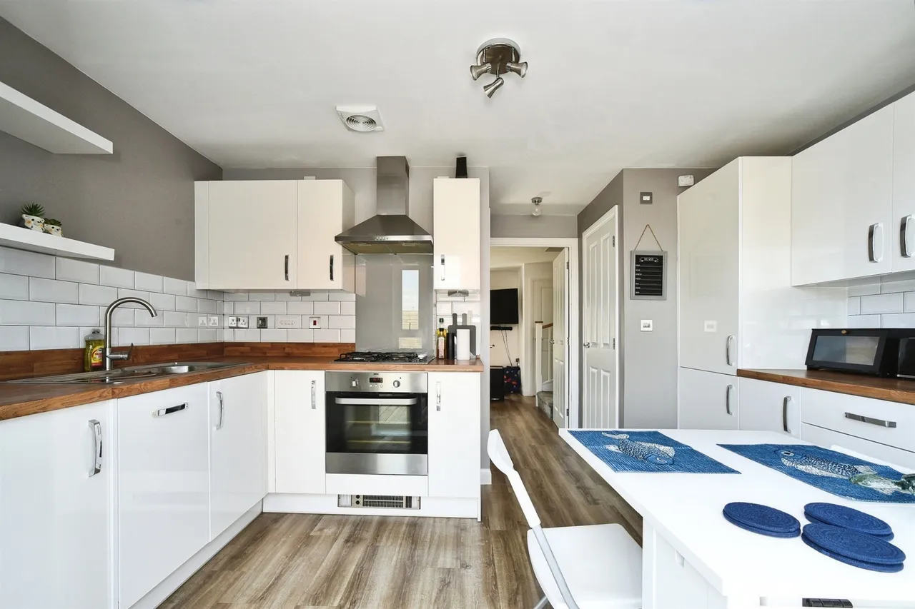 Gainey Gardens, Chippenham, SN15, photo 5