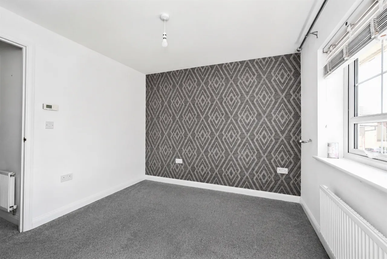 Gainey Gardens, Chippenham, SN15, photo 9