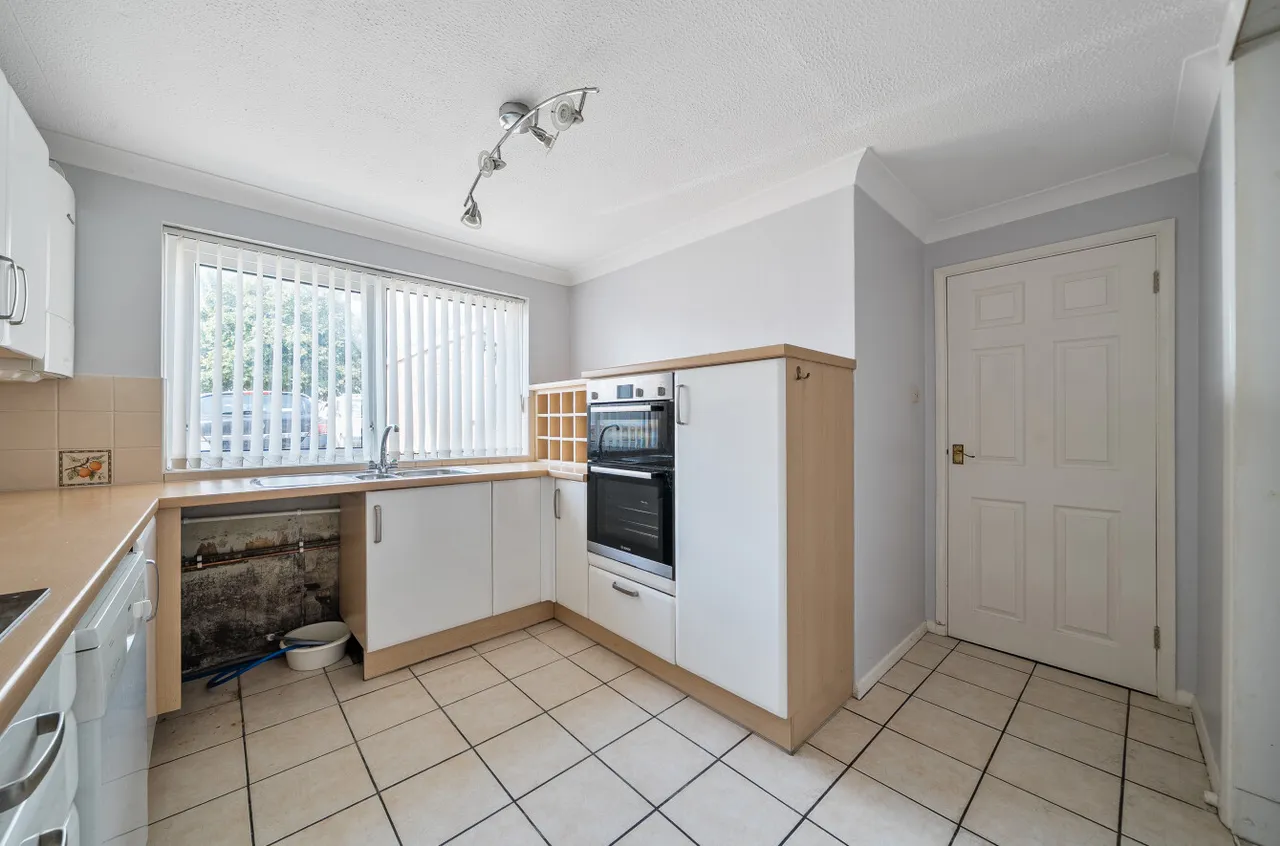 Rushmere Walk, Havant, PO9, photo 3