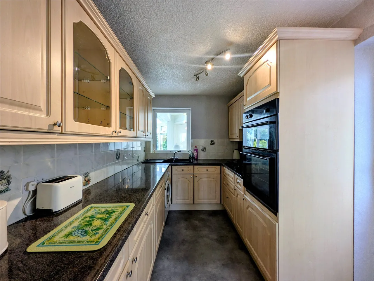 Trimpley Drive, Kidderminster, photo 9