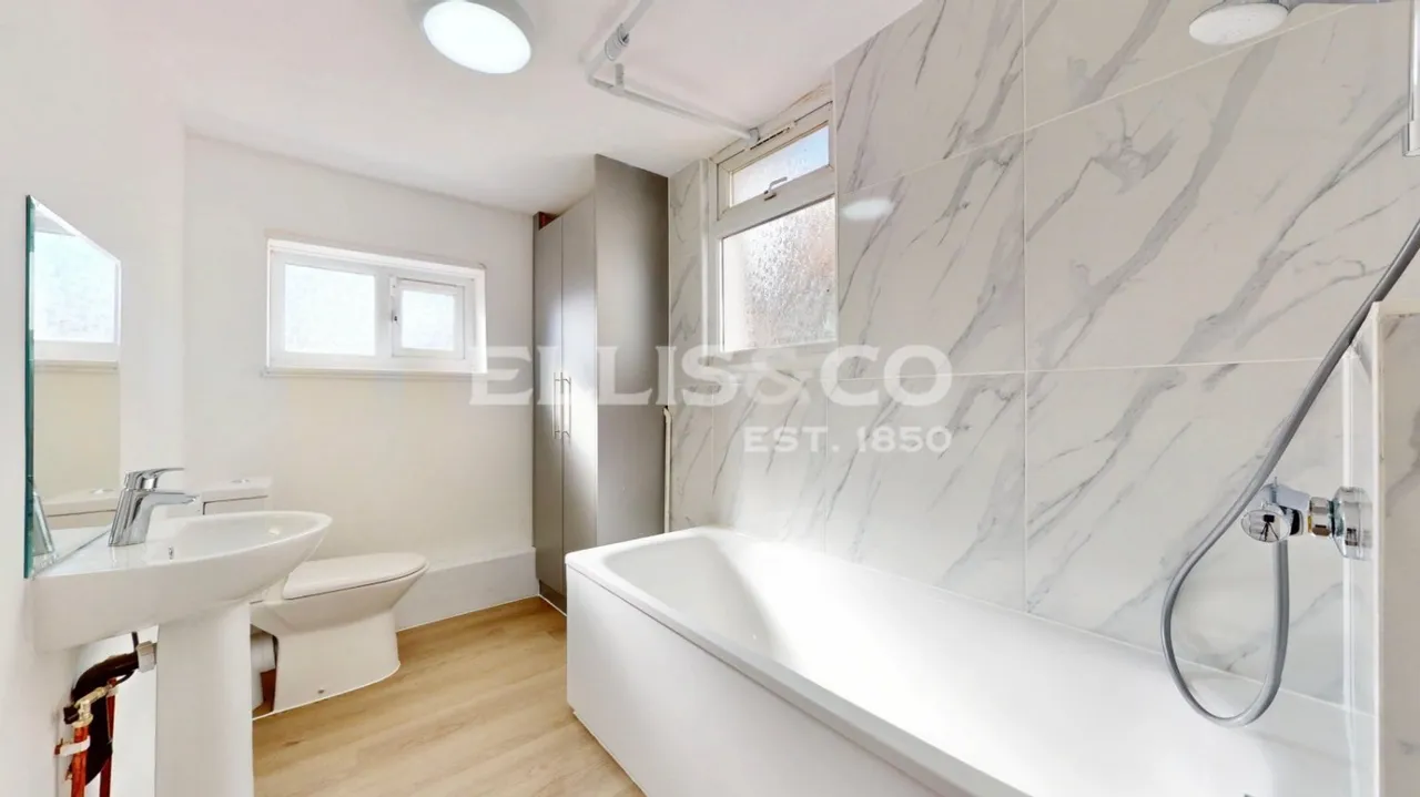 Pinkwell Avenue, Hayes, UB3, photo 4
