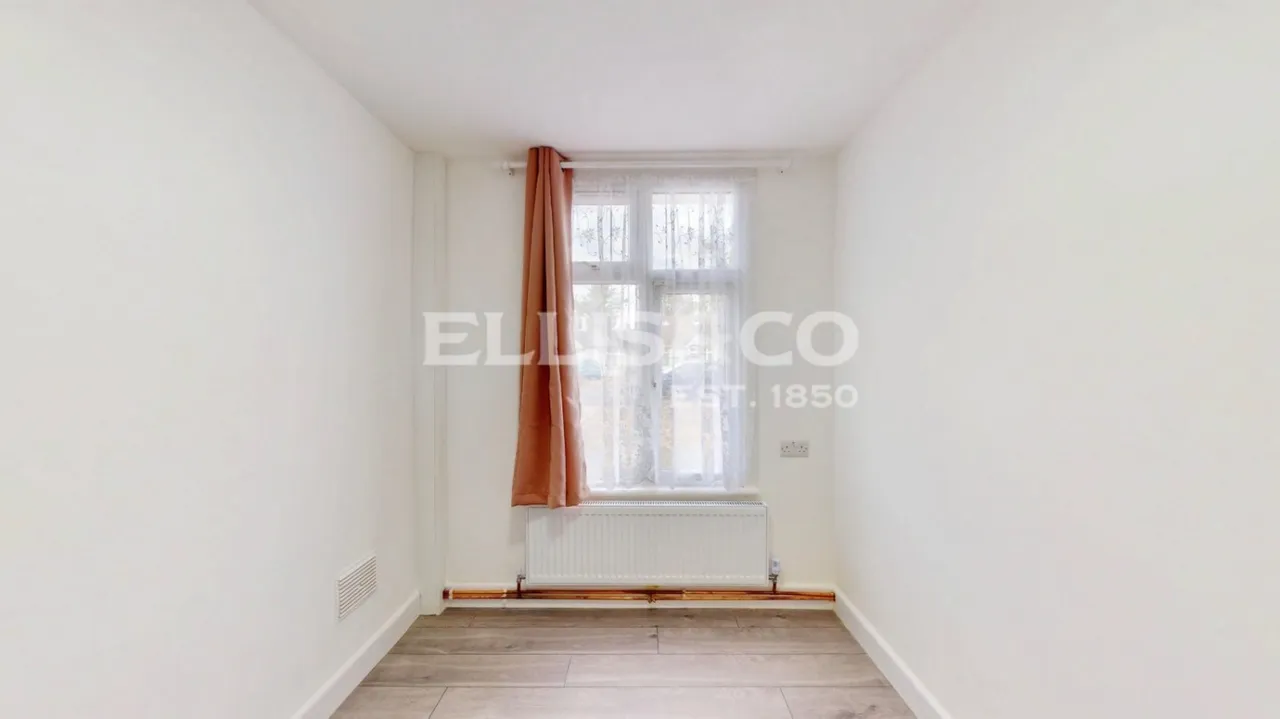 Pinkwell Avenue, Hayes, UB3, photo 6