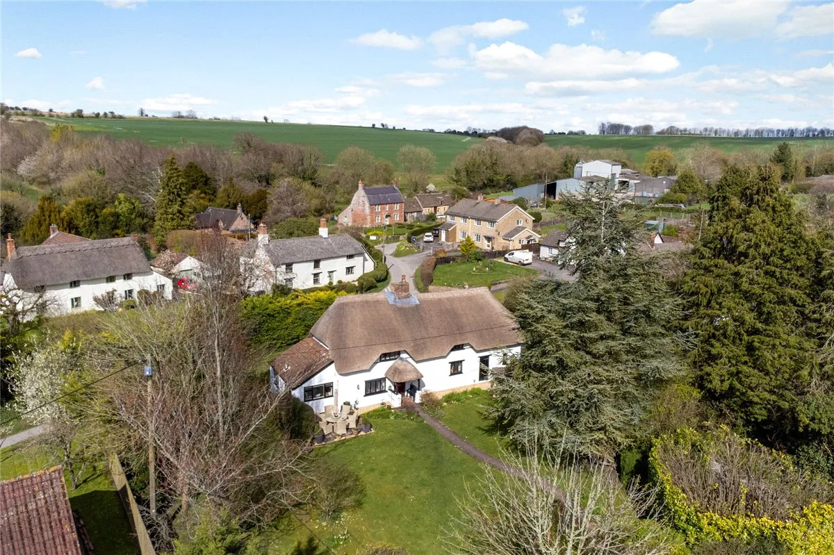 Park Lane, Cherhill, SN11, photo 4