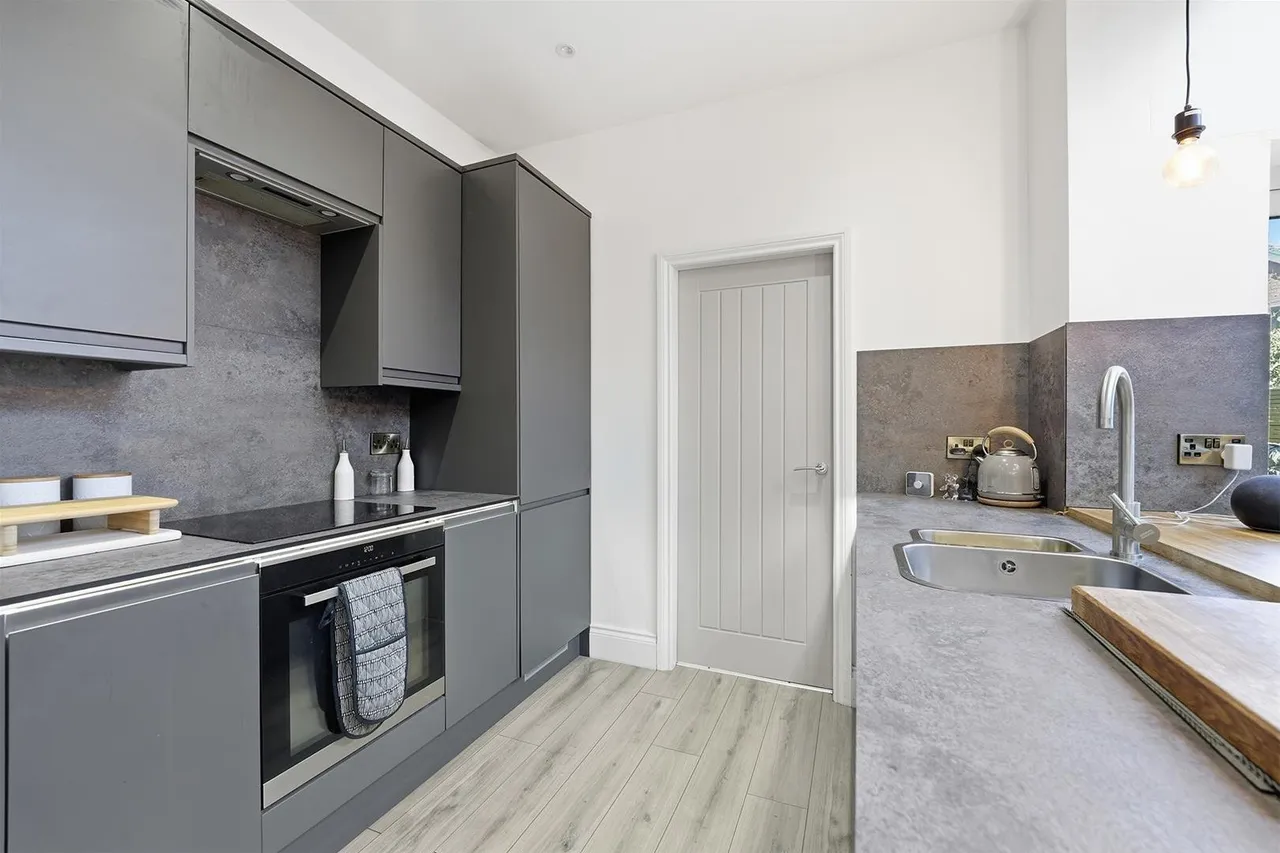 Henshall Road, Bollington, photo 10