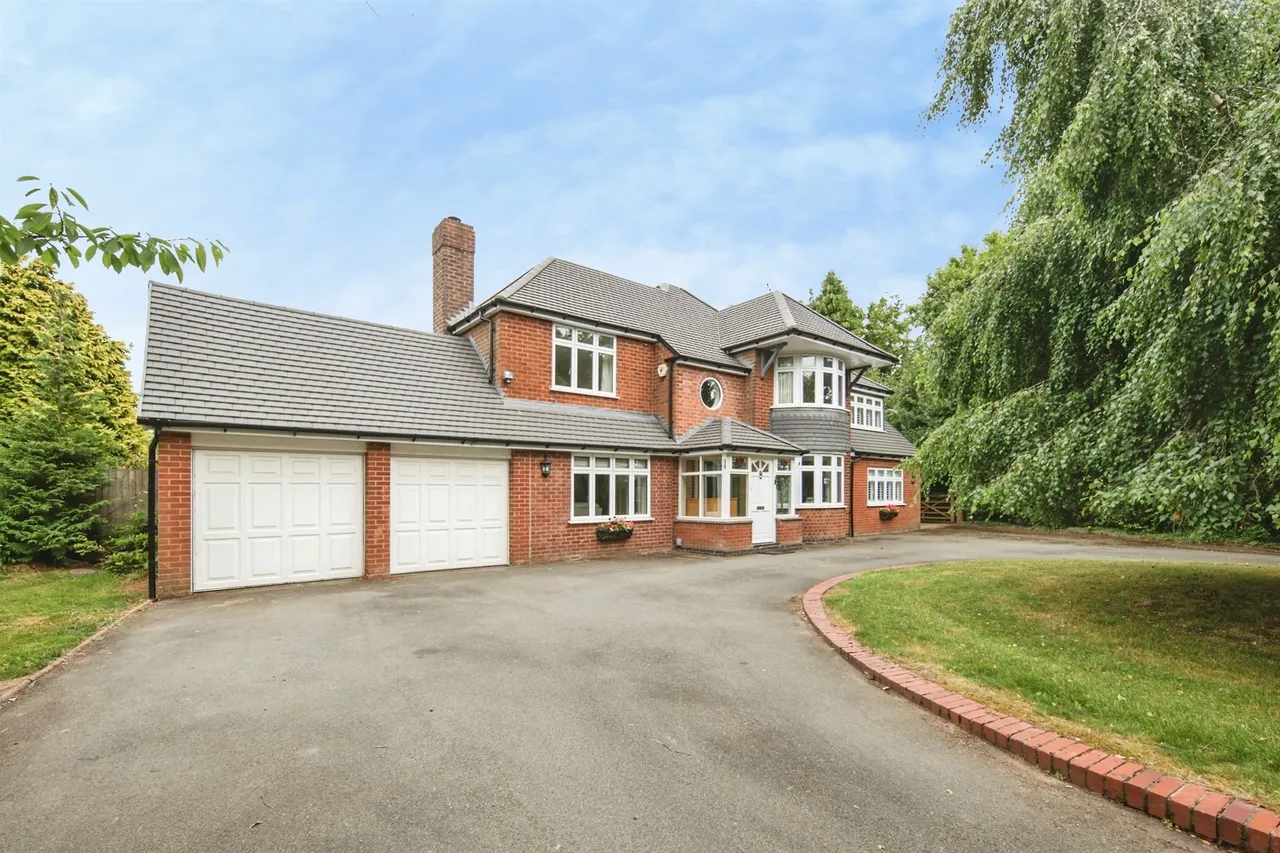 Red Lane, Burton Green, CV8, photo 17