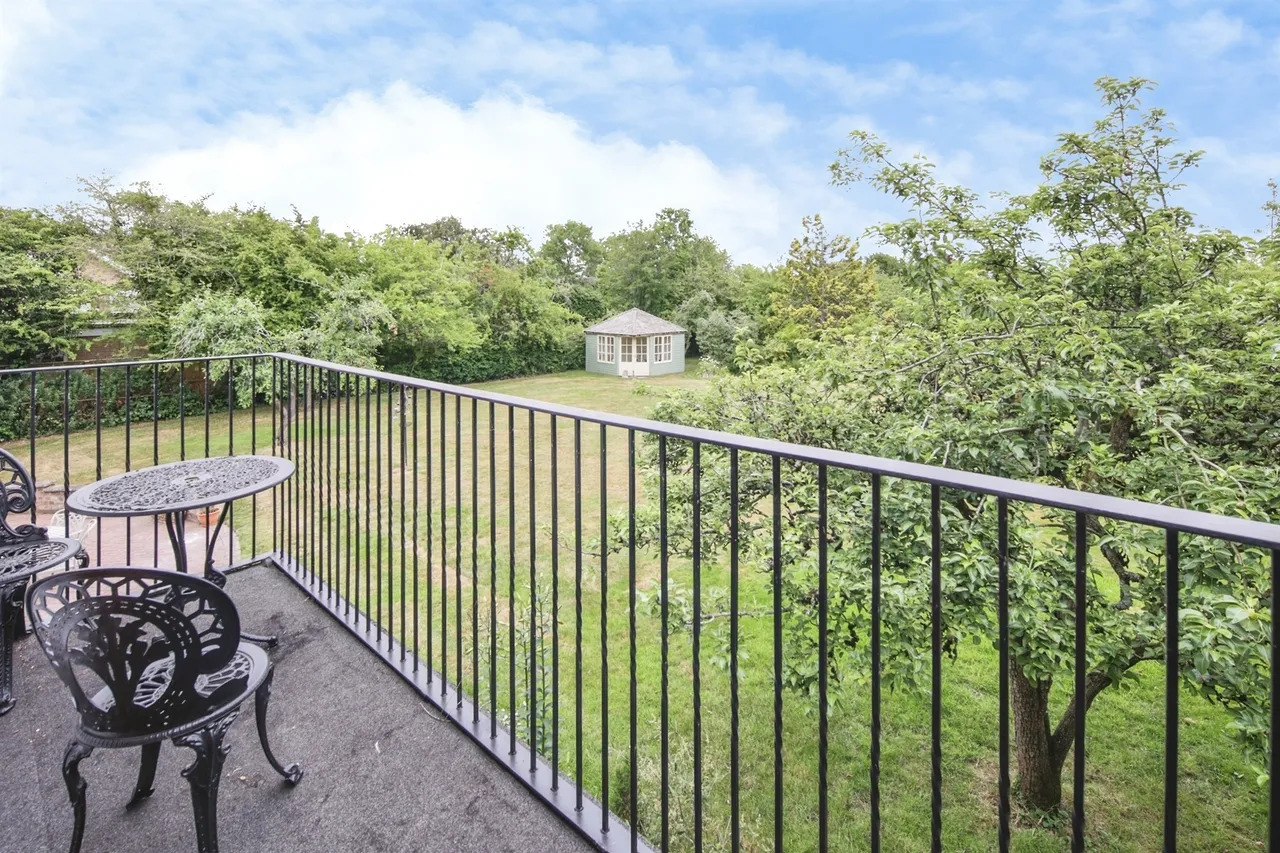 Red Lane, Burton Green, CV8, photo 5