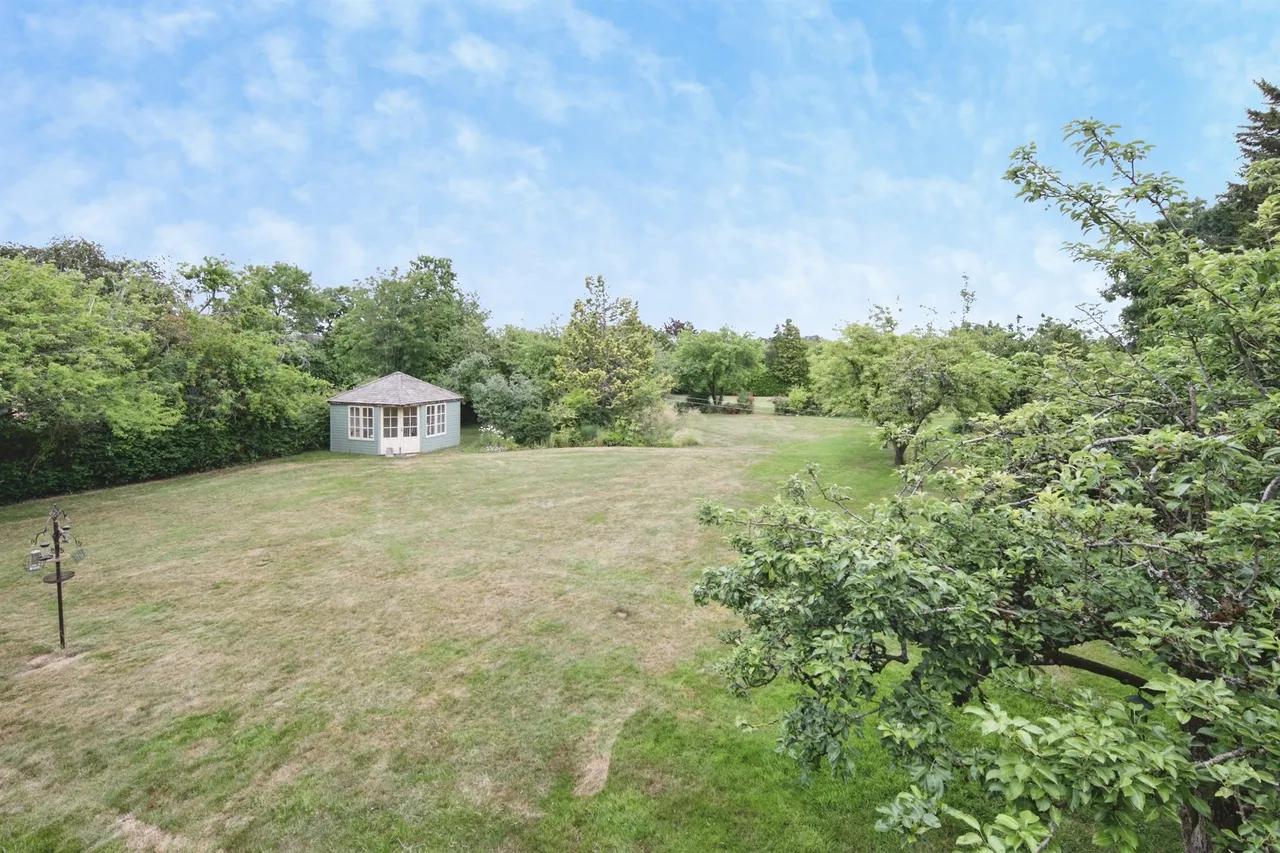 Red Lane, Burton Green, CV8, photo 15