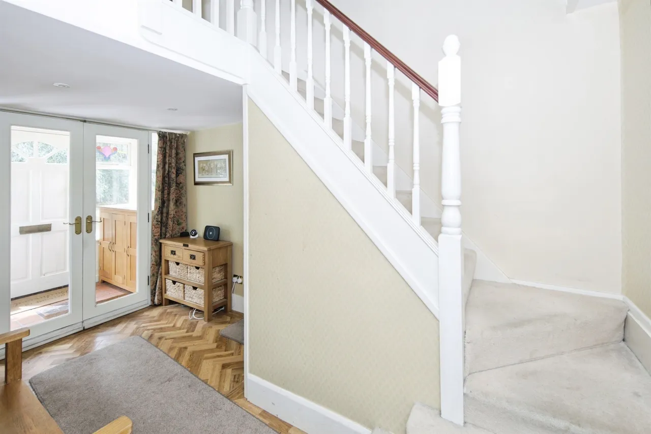 Red Lane, Burton Green, CV8, photo 19