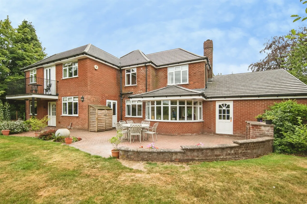 Red Lane, Burton Green, CV8, photo 7