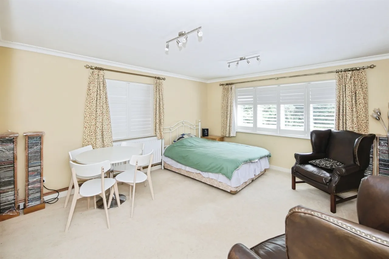 Red Lane, Burton Green, CV8, photo 12