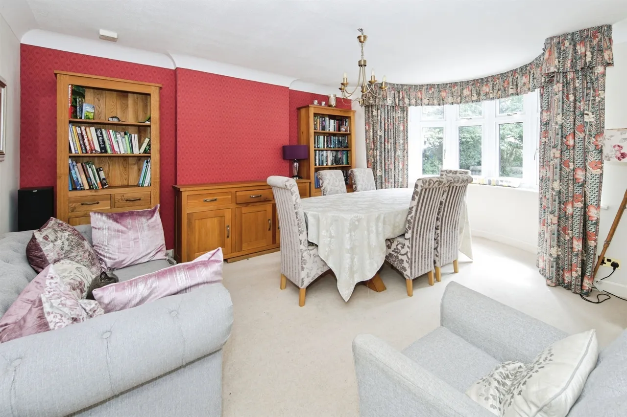 Red Lane, Burton Green, CV8, photo 9