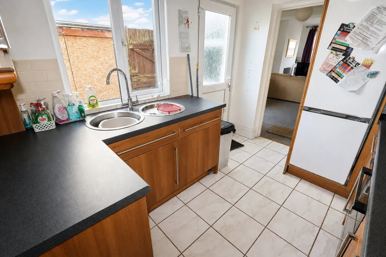 Cornwall Road, Kettering, NN16, photo 6