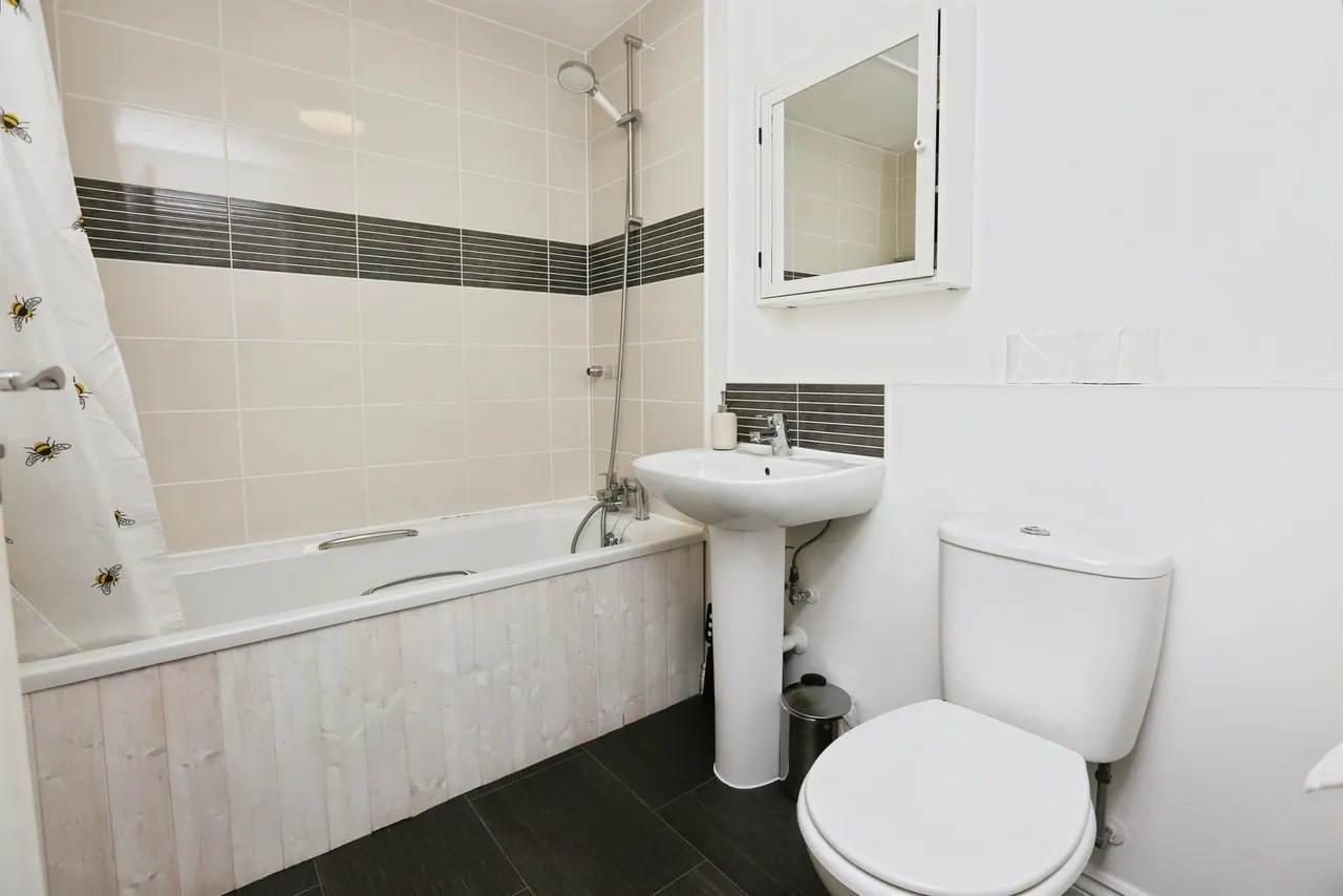 Solebay Way, Gosport, photo 11
